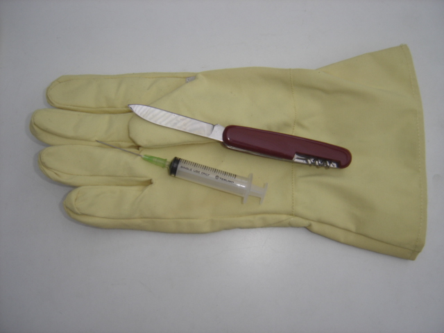 Full Coverage Aramid Cutand needle resistant glove